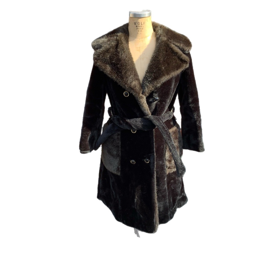 Vintage Union Made Size M Black Faux Fur Winter Coat Long Luxe Classic Old Money